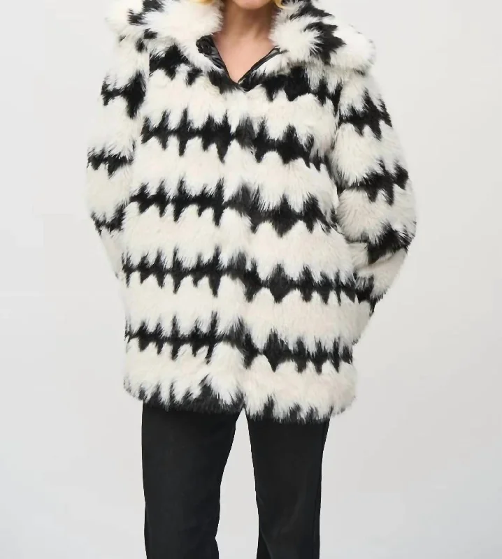 Latest Fashion for Women Reversible Faux Fur Coat In Vanilla/black