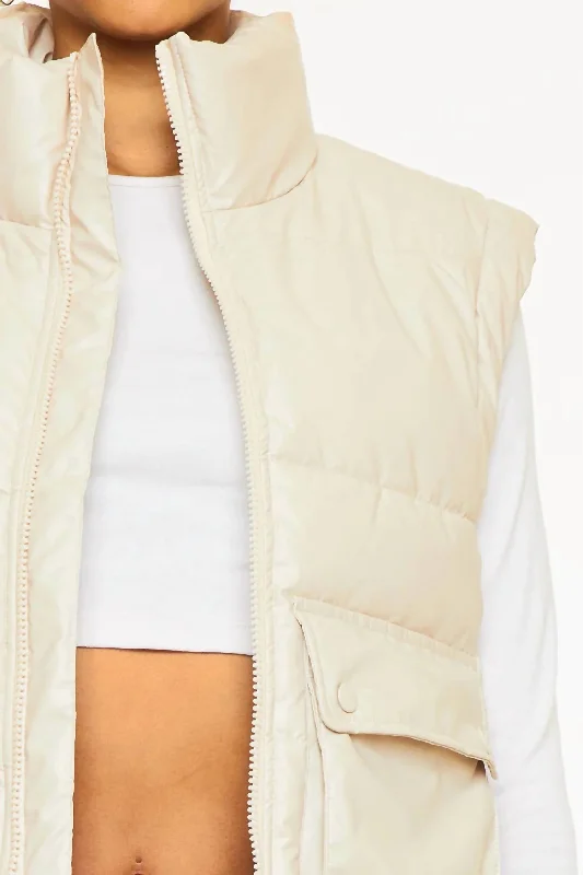 Stylish Everyday Clothing Frida Cropped Faux Leather Puffer Vest In Cream