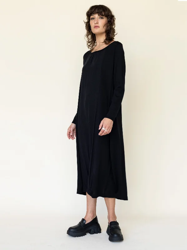 Casual Fashion Ruched Hem Cocoon Dress in Black