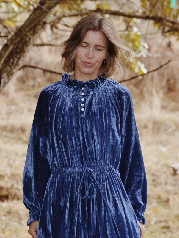 Women's Evening Wear Outfit PRAIRIE DRESS BLUE VELVET