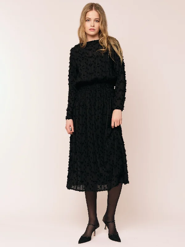 Comfort First Women's Fashion Julia LS Smock Dress - Black