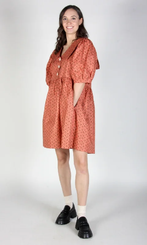 Sporty Streetwear Fieldfare Dress - Berry Sheaf