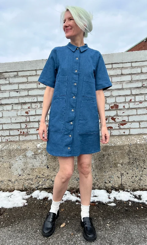 Women's Stylish Professional Apparel Turr Dress - Medium Wash