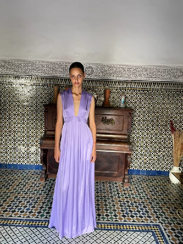 Elegant Simplicity Wardrobe Alexia’s Dress Viscose Sleeveless Lilac