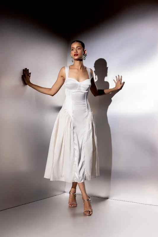 Exclusive Women's Fashion Collection Alter notice - white satin corset dress