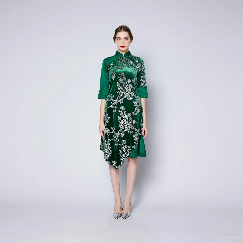 Fashion Forward Meng Yao Velvet Dress