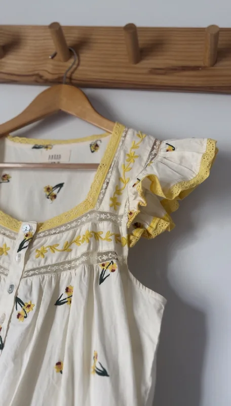 Chic Women's Outfit 100% RECYCLED COTTON - ALICE DRESS - EMBROIDERED DAFFODIL