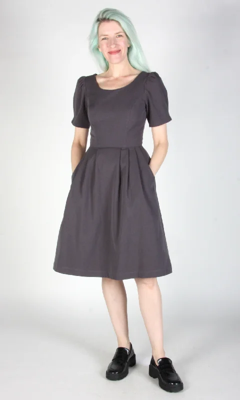 Women's Travel Outfit Set Crag Martin Dress - Iron
