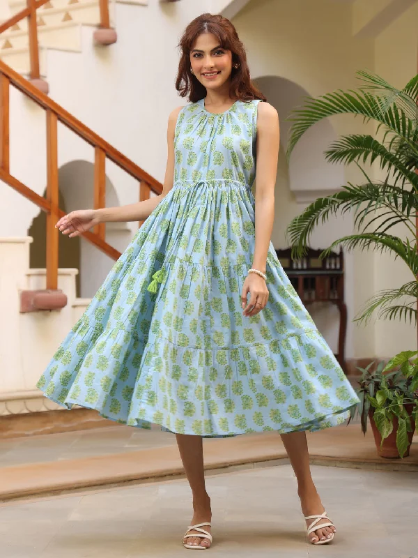 Sustainable Fashion Clothing For Women Light Blue Pure Cotton Paisley Printed Tiered Dress