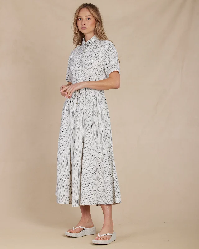 Chic Allure Renata Stripe Linen Dress - Marino