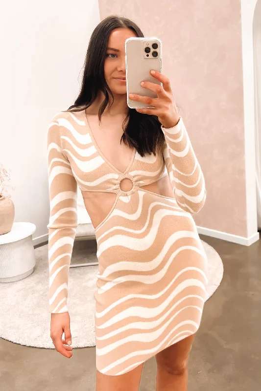 Timeless Elegance Sale Laurie Cut Out Dress Print