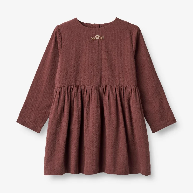 Stylish Savings Dress Gunvor Embroidery - aubergine