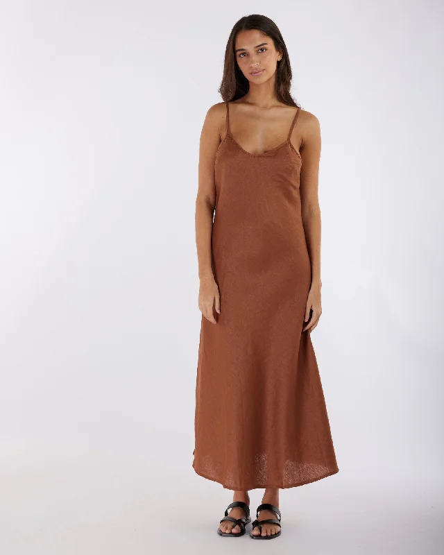 Fast Fashion Favorites Evangeline Linen Dress - Cinnamon