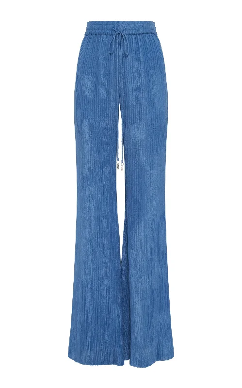 Women's Work Apparel Claude Flare Pant in Sky Plisse Silk