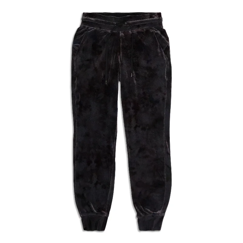 Ready To Crush High-Rise Velour Jogger - Resale